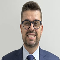 DR. LEANDRO
