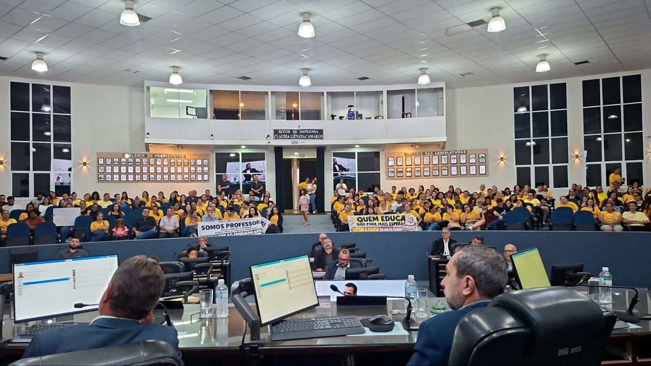 Câmara Municipal aprova projeto que integra educadores infantis à carreira do magistério em Votuporanga